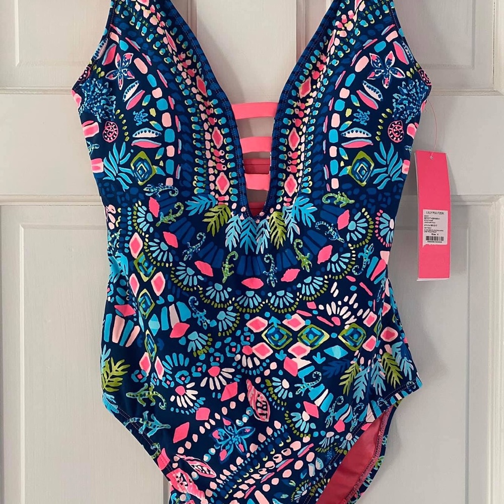 ISO Lilly Pulitzer Jaspen swimsuit size 10